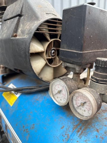 1535519-33 Ground vibrator, generator, compressor