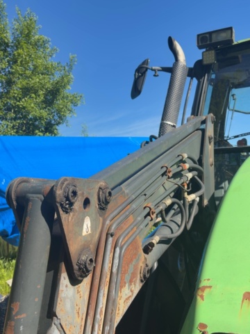 1529861-24 Traktor med frontlastare - Deutz-Fahr Agrofarm 110 med Quicke Q960