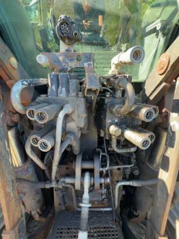 1529861-29 Traktor med frontlastare - Deutz-Fahr Agrofarm 110 med Quicke Q960