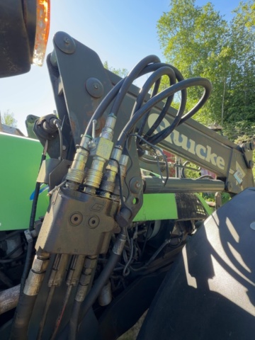 1529861-36 Traktor med frontlastare - Deutz-Fahr Agrofarm 110 med Quicke Q960