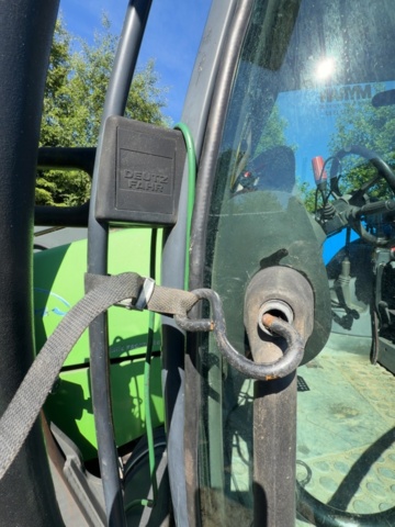 1529861-39 Traktor med frontlastare - Deutz-Fahr Agrofarm 110 med Quicke Q960