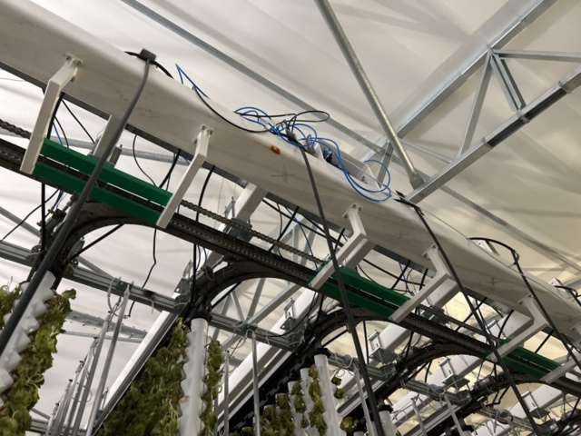 1504262-12 Vertikalodlingssystem med styrsystem - modulbaserat system