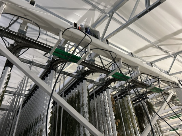 1504262-16 Vertikalodlingssystem med styrsystem - modulbaserat system