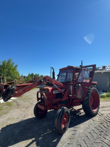 1529862-1 Traktor med lastare - Volvo BM T 500 H