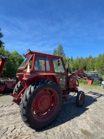 1529862-5 Traktor med lastare - Volvo BM T 500 H