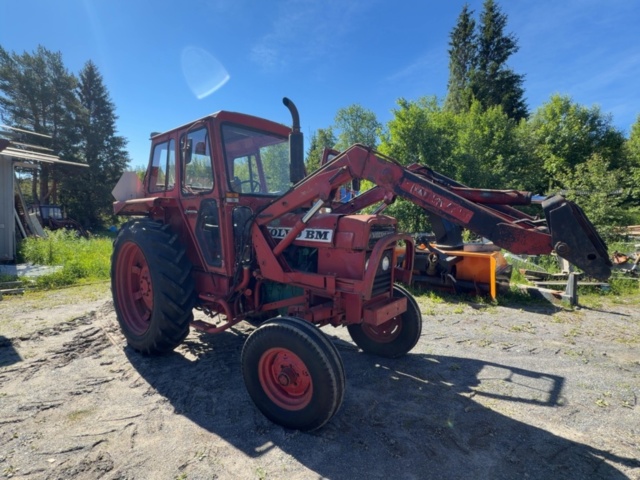 1529862-9 Traktor med lastare - Volvo BM T 500 H