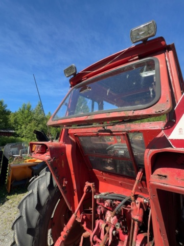 1529862-25 Traktor med lastare - Volvo BM T 500 H