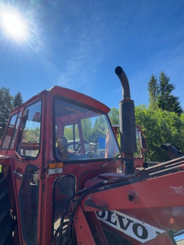 1529862-29 Traktor med lastare - Volvo BM T 500 H