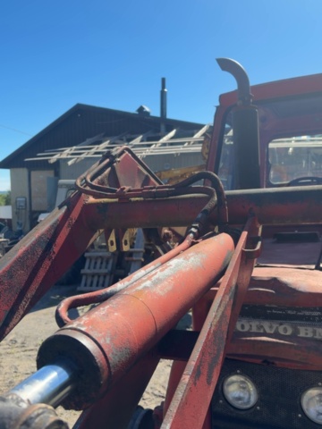 1529862-32 Traktor med lastare - Volvo BM T 500 H