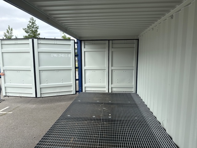 1535527-12 Miljöcontainer 20 fot - Container Providers Intl - 30CDM-1 -2020
