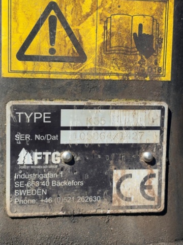 1529864-9 Skogsvagn med kran och grip - FTG K35