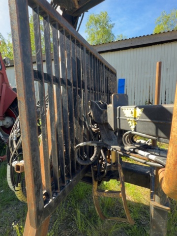 1529864-14 Skogsvagn med kran och grip - FTG K35