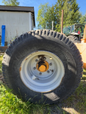 1529864-19 Skogsvagn med kran och grip - FTG K35