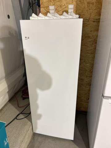 1504274-1 Kylskåp – Logik LTR143W23E