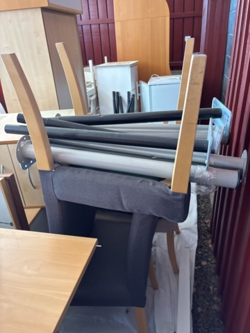 1505944-8 Möblemang från kontor
