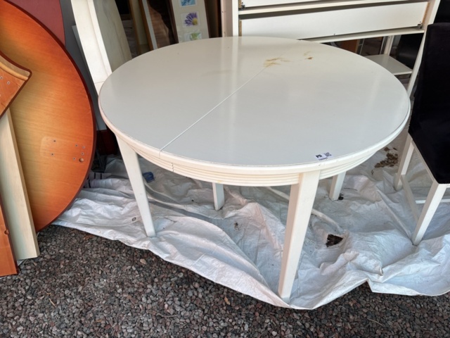 1505944-10 Möblemang från kontor