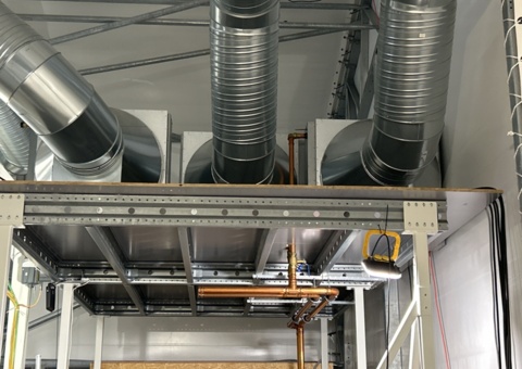 District heating system with ventilation and filter system for grow tents