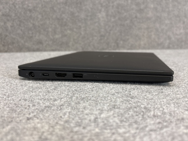1511332-12 Laptop, Dell Latitude 7390 - 16GB / 256GB