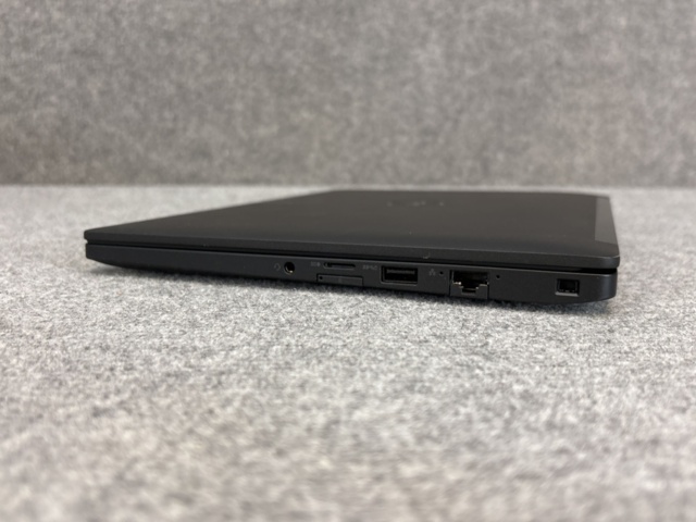 1511332-13 Laptop, Dell Latitude 7390 - 16GB / 256GB
