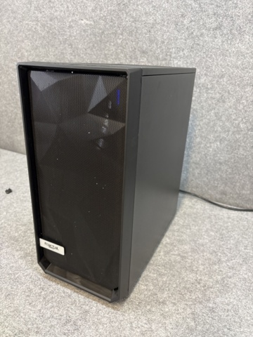 1511336-3 Gamingdator - Fractal, ROG, Corsair, Nvidia m.fl.