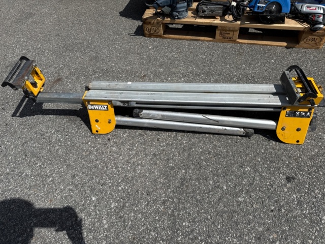 1535522-7 Saw table, planer and various tools - DeWalt, Ferm, Kärcher, etc.