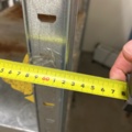 1504299-11 Samling med lagerhyllor inklusive innehåll