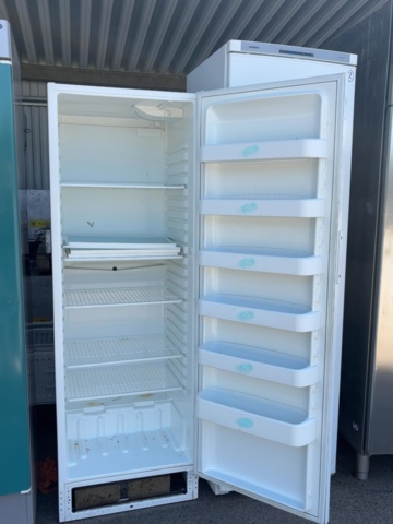 1373200-2 Kylskåp - Electrolux ER8801C