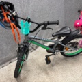 1535529-3 Stroller, bicycles, kickbikes, etc.