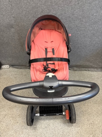 1535529-12 Stroller, bicycles, kickbikes, etc.