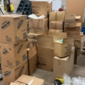 1373220-1 Samling med engångsartiklar och plastförpackningar