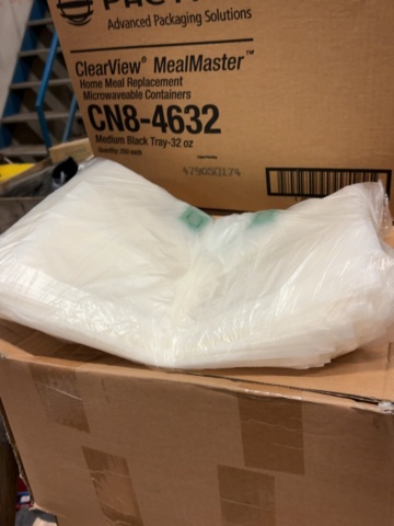 1373220-6 Samling med engångsartiklar och plastförpackningar