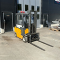 1543720-2 Electric forklift with charger - Jungheinrich EFG-Vac16 SP G-330ZZ