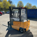 1543720-4 Electric forklift with charger - Jungheinrich EFG-Vac16 SP G-330ZZ