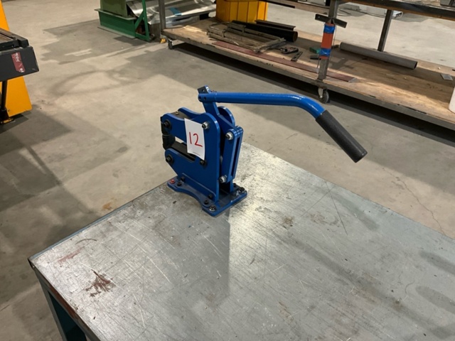 1543726-3 Shrink and stretch machine - KNT-Hjul & Verktyg AB V122-30