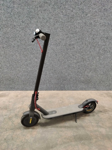 1543820-27 2 pcs Electric Scooters Ninebot M365