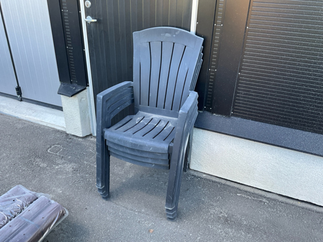 1543814-1 Plastic chairs 4 pcs