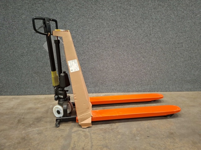 1543831-2 Scissor lift truck Gigant HHM 100