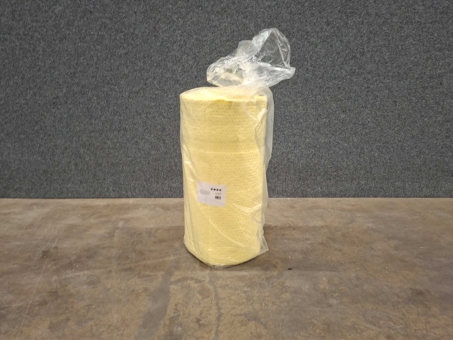 1543833-2 Absorbent Giant Chemical Roll 80