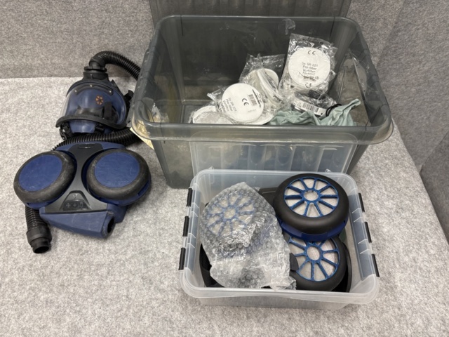 1411069-1 Fan-assisted respiratory protection - Sundström SR 500