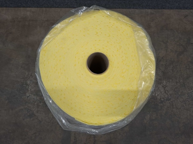 1543834-5 Absorbent Giant Chemical Roll 80