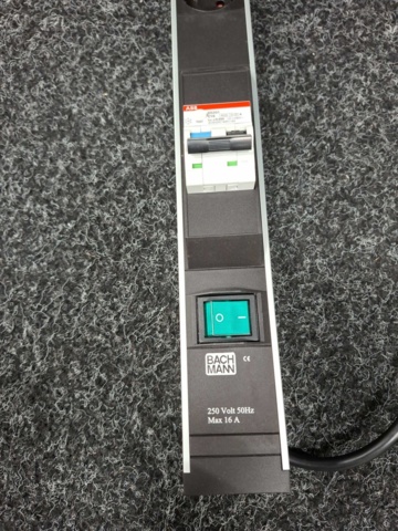 1544053-5 Energipanel Gigant 870 - 8 uttag