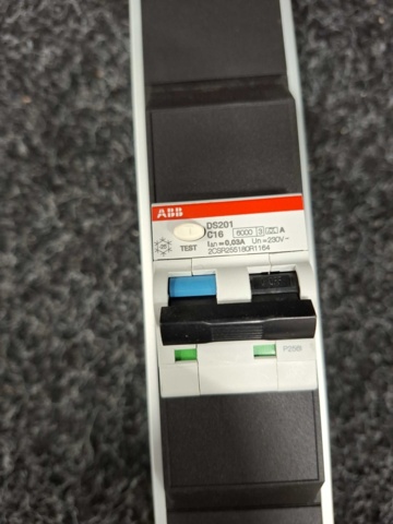 1544053-6 Energipanel Gigant 870 - 8 uttag