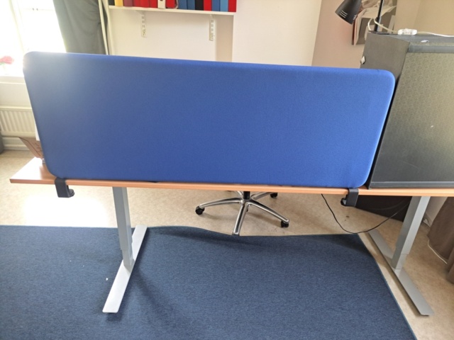 1544636-6 Office furniture
