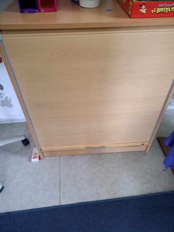 1544636-7 Office furniture