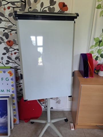 1544636-12 Office furniture