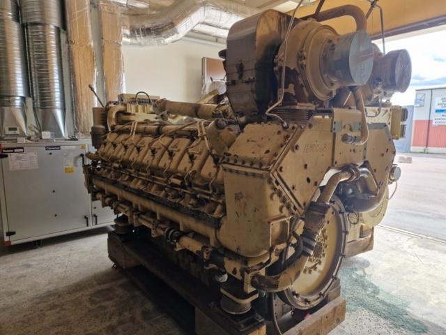 1524768-2 Marin dieselmotor V16 - Deutz MWM