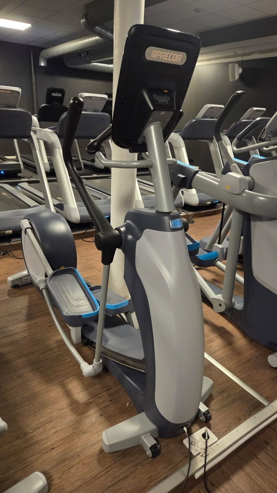 1475355-1 Crosstrainer - Precor EFX865
