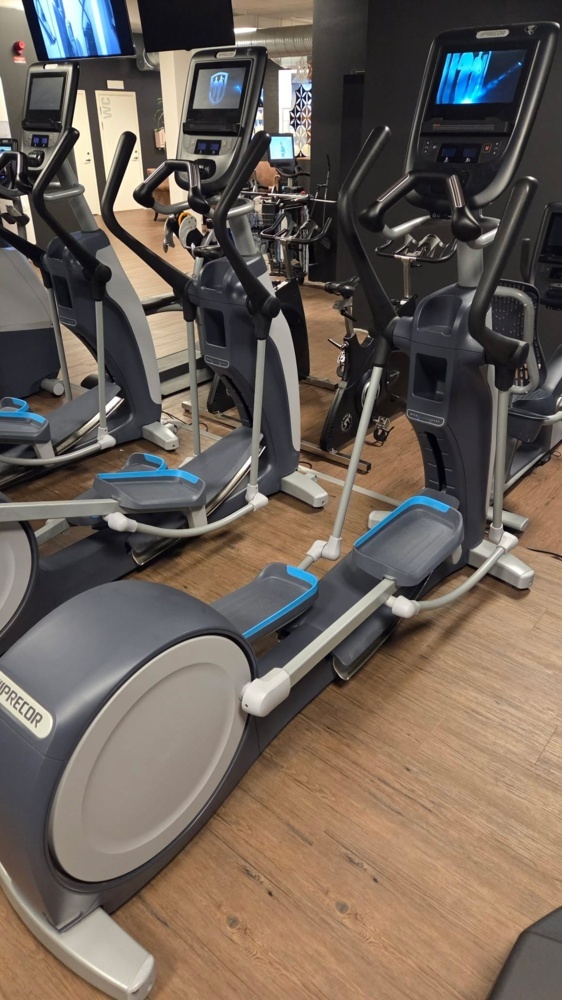 1475357-2 Crosstrainer - Precor EFX865