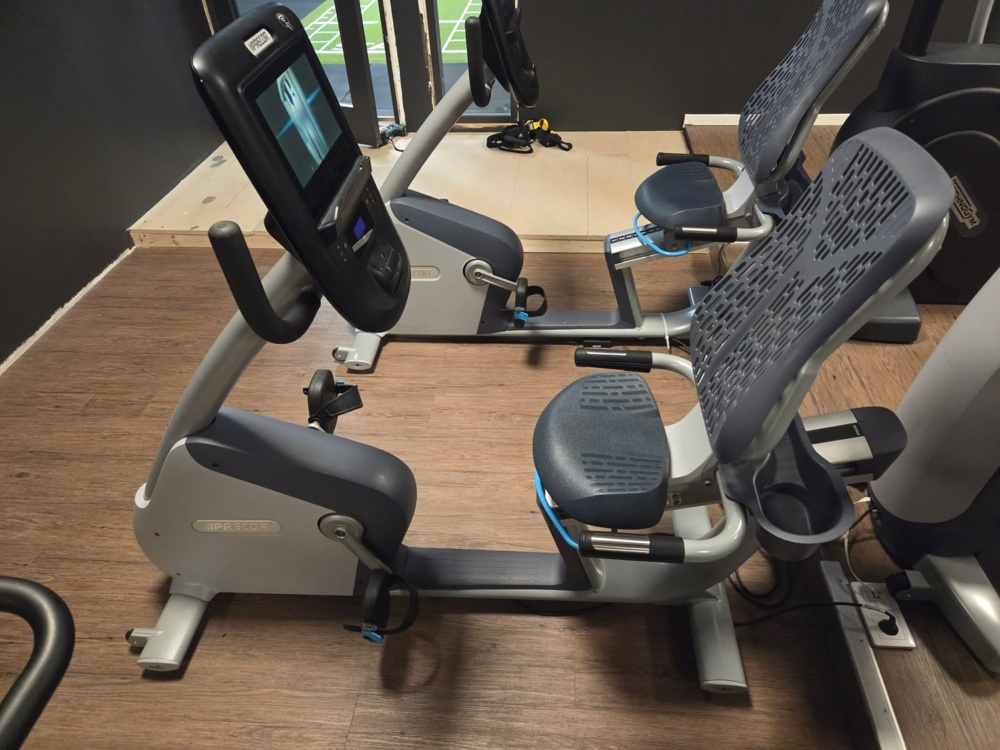 1475364-2 Motionscykel RBK (Recumbent Bike) - Precor RBK865 med P62