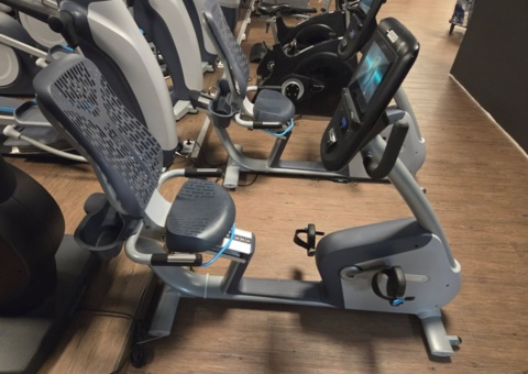 Motionscykel RBK (Recumbent Bike) - Precor RBK865 med P62